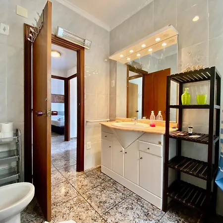Elga Carob Holidays House By Hlclub Agency בית נופש