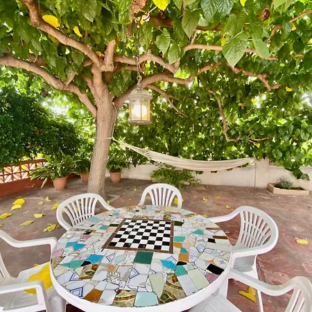 Elga Carob Holidays House By Hlclub Agency Vilanova i la Geltru