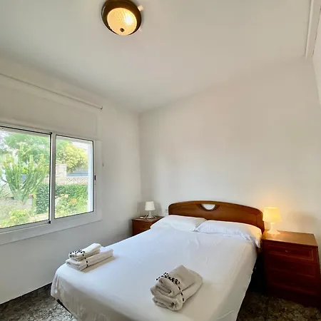 Elga Carob Holidays House By Hlclub Agency
